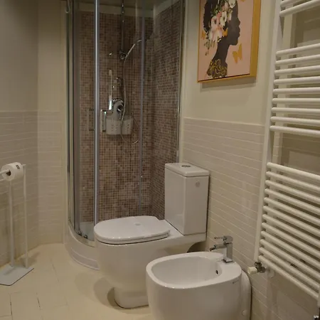 Domus Telesio Couette-café 4*