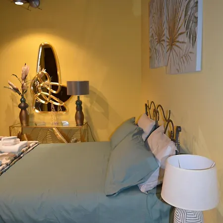 Domus Telesio Bed & Breakfast