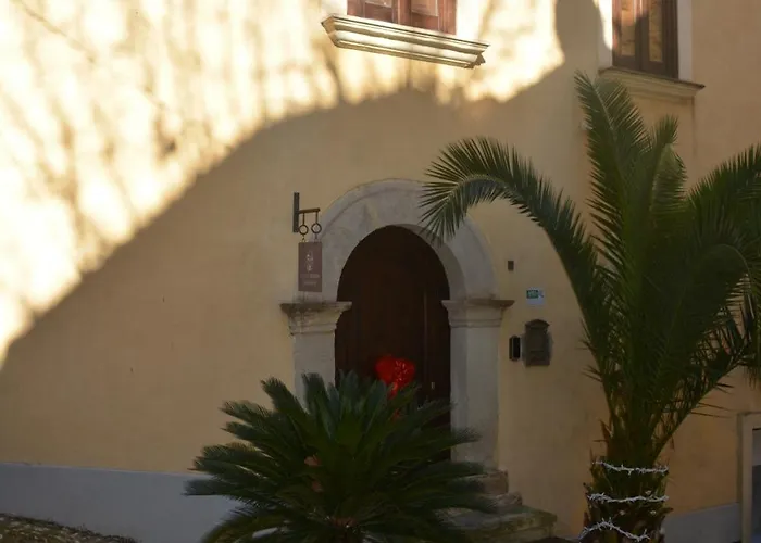 Domus Telesio 住宿加早餐酒店 4*